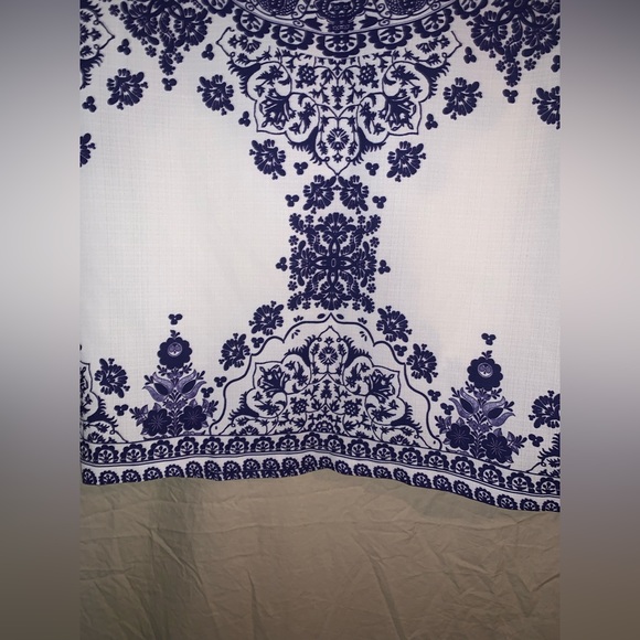 Mooloolaba crop top tshirt - Picture 5 of 10